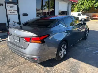 2021 Nissan Altima
