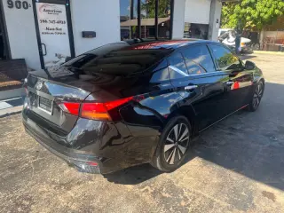 2020 Nissan Altima