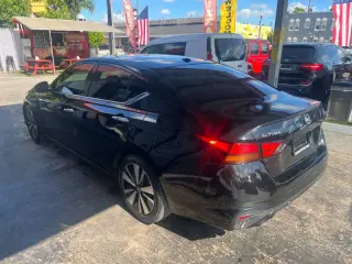 2020 Nissan Altima