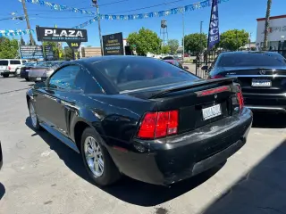2000 FORD MUSTANG