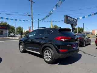 2018 HYUNDAI TUCSON