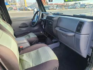 1997 Jeep Wrangler SE