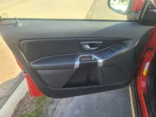 2007 Volvo XC90 V8 Sport 4-Door SUV