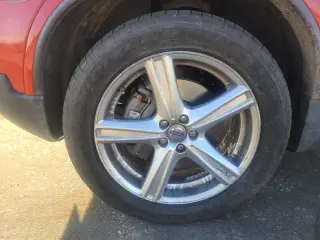 2007 Volvo XC90 V8 Sport 4-Door SUV