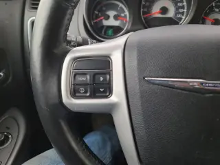 2011 Chrysler 200 Touring 4-Door Sedan