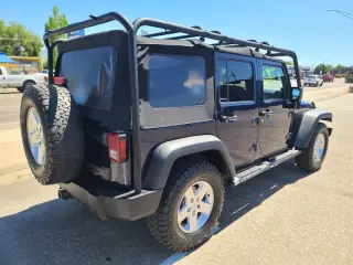 2013 Jeep Wrangler Unlimited Sport