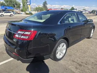 2015 Ford Taurus SEL
