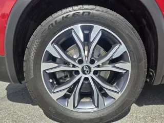 2017 INFINITI QX30 Luxury