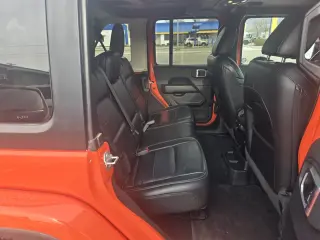 2020 Jeep Wrangler Unlimited Sahara Altitude