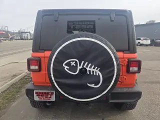 2020 Jeep Wrangler Unlimited Sahara Altitude