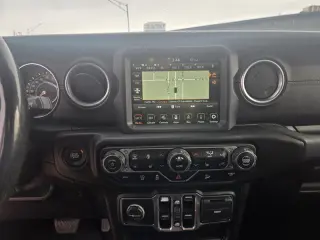 2020 Jeep Wrangler Unlimited Sahara Altitude