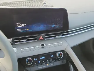 Hyundai ELANTRA Hybrid 2024 Blue 4dr Sedan