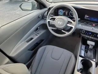 Hyundai ELANTRA Hybrid 2024 Blue 4dr Sedan