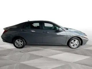 Hyundai ELANTRA 2025 SE 4dr Sedan