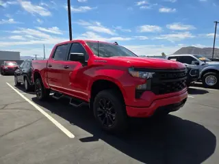 Chevrolet Silverado 1500 2024 4x2 Custom 4dr Crew Cab 5.8 ft. SB