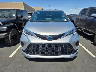 Toyota Sienna 2021 XSE 7-Passenger 4dr Mini-Van