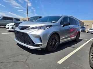 Toyota Sienna 2021 XSE 7-Passenger 4dr Mini-Van