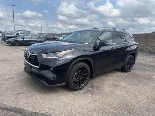 Toyota Highlander Hybrid 2022 AWD Limited 4dr SUV
