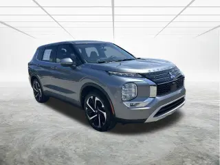 Mitsubishi Outlander 2024 SE 4dr SUV
