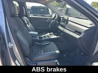 Mitsubishi Outlander 2024 SE 4dr SUV