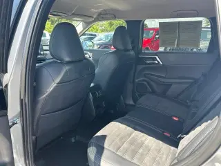 Mitsubishi Outlander 2024 SE 4dr SUV