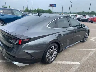 Hyundai SONATA Hybrid 2024 Limited 4dr Sedan