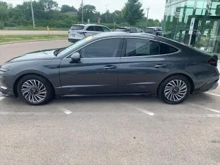 Hyundai SONATA Hybrid 2024 Limited 4dr Sedan