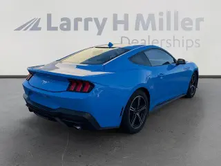 Ford Mustang 2024 EcoBoost 2dr Fastback