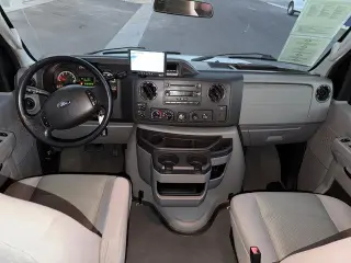Ford E-Series 2010 E-350 SD XL 3dr Extended Passenger Van