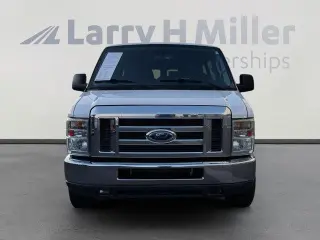 Ford E-Series 2010 E-350 SD XL 3dr Extended Passenger Van