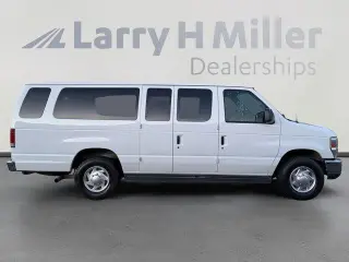 Ford E-Series 2010 E-350 SD XL 3dr Extended Passenger Van