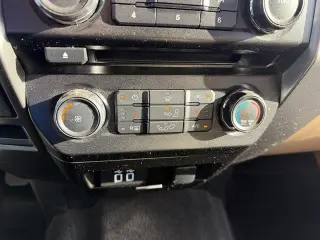 Ford F-150 2017 4x2 Lariat 4dr SuperCrew 5.5 ft. SB