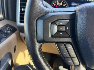 Ford F-150 2017 4x2 Lariat 4dr SuperCrew 5.5 ft. SB