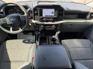 Ford F-150 2022 4x4 Lariat 4dr SuperCrew 5.5 ft. SB