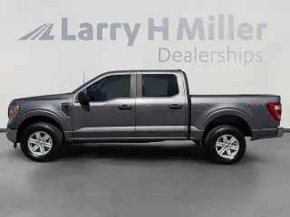 Ford F-150 2022 4x4 Lariat 4dr SuperCrew 5.5 ft. SB