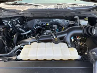 Ford F-150 2022 4x4 Lariat 4dr SuperCrew 5.5 ft. SB
