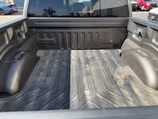 Ford F-150 2022 4x4 XL 4dr SuperCrew 5.5 ft. SB