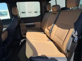 Ford F-150 2022 4x4 XL 4dr SuperCrew 5.5 ft. SB