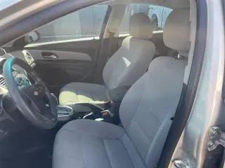 Chevrolet Cruze 2015 1LT Auto 4dr Sedan w/1SD