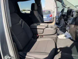 Chevrolet Silverado 1500 2026 4x2 Custom 4dr Crew Cab 5.8 ft. SB