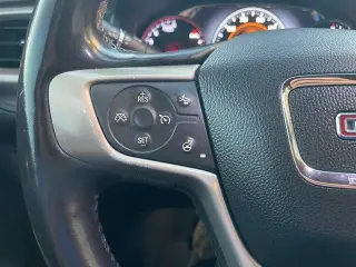 GMC Acadia 2018 Denali 4dr SUV