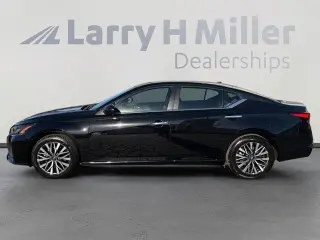 Nissan Altima 2025 2.5 SV 4dr Sedan