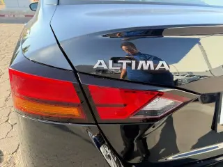 Nissan Altima 2025 2.5 SV 4dr Sedan