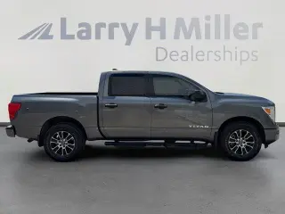 Nissan Titan 2022 4x2 S 4dr Crew Cab 5.6 ft. SB