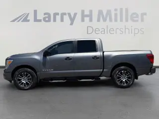 Nissan Titan 2022 4x2 S 4dr Crew Cab 5.6 ft. SB