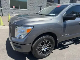 Nissan Titan 2022 4x2 S 4dr Crew Cab 5.6 ft. SB