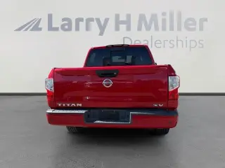 Nissan Titan 2021 4x2 SV 4dr Crew Cab 5.6 ft. SB