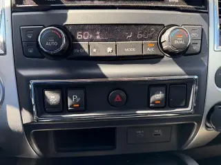 Nissan Titan 2021 4x2 SV 4dr Crew Cab 5.6 ft. SB