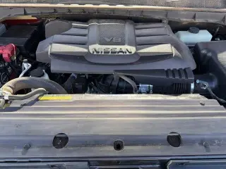 Nissan Titan 2021 4x2 SV 4dr Crew Cab 5.6 ft. SB