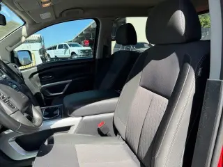 Nissan Titan 2021 4x2 SV 4dr Crew Cab 5.6 ft. SB